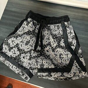 Women's Nike Floral Dri Fit Shorts Black & White Size XS EUC